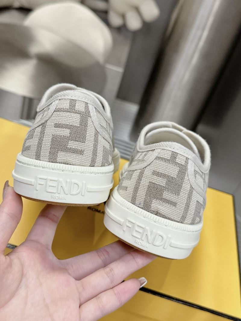 Fendi Low Shoes